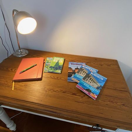 Les Chambres D'Art Bordeaux Ruang foto