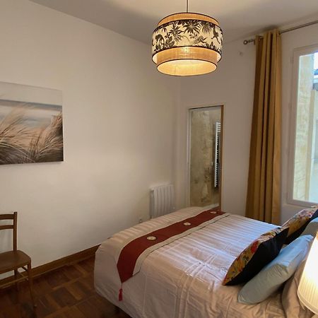 Les Chambres D'Art Bordeaux Ruang foto