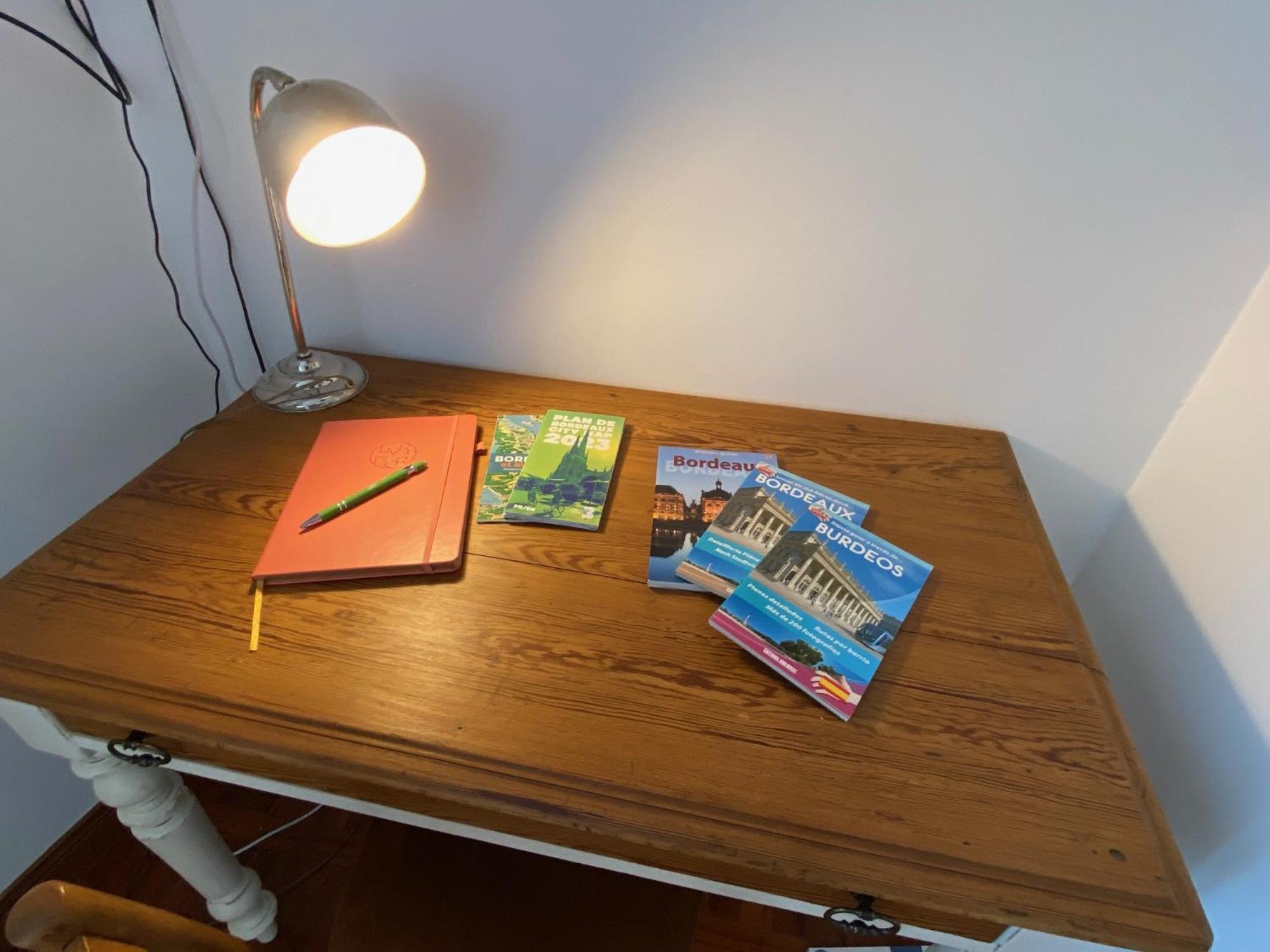 Les Chambres D'Art Bordeaux Ruang foto